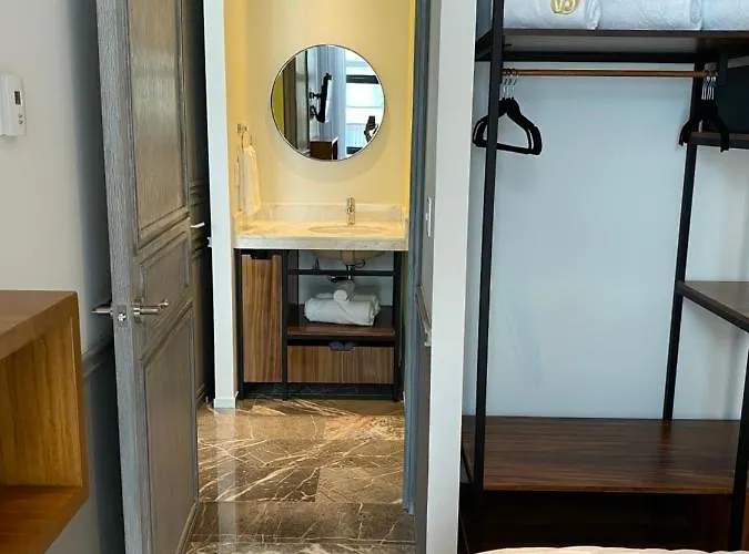 Aparthotel Singular Joy Residences 3*